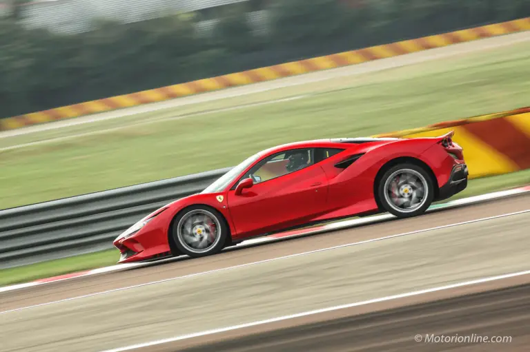 Ferrari F8 Tributo - Prova su strada - 44