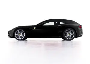 Ferrari FF 2011 - 12