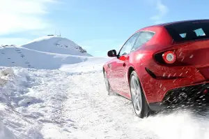 Ferrari FF immagini ufficiali