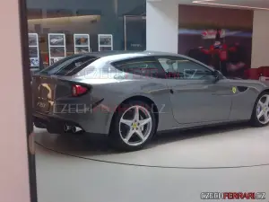 Ferrari FF nuove immagini