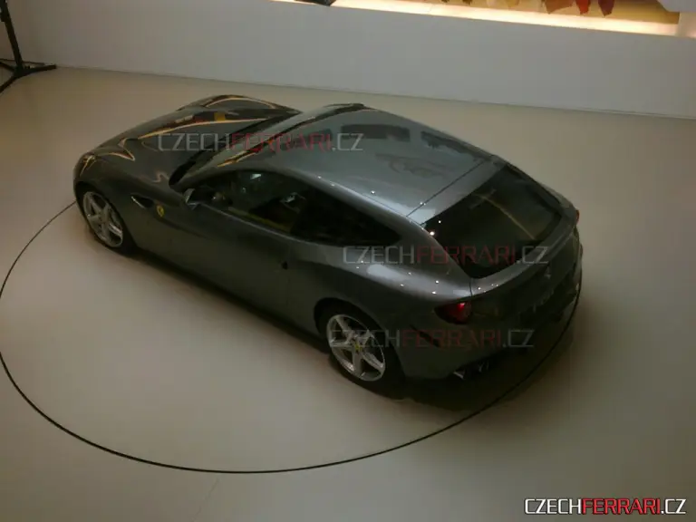 Ferrari FF nuove immagini - 2