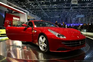 Ferrari FF Salone di Ginevra 2011