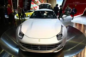 Ferrari FF Salone di Ginevra 2011 - 16