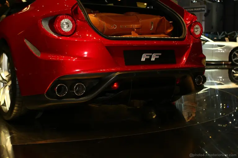 Ferrari FF Salone di Ginevra 2011 - 27