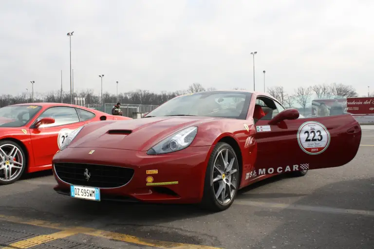 Ferrari Gran Tour Milano - Sanremo 2011 - 28