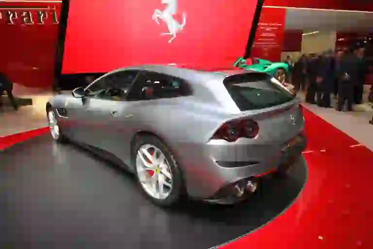 Ferrari GTC4 Lusso T - Salone di Parigi 2016 - 6