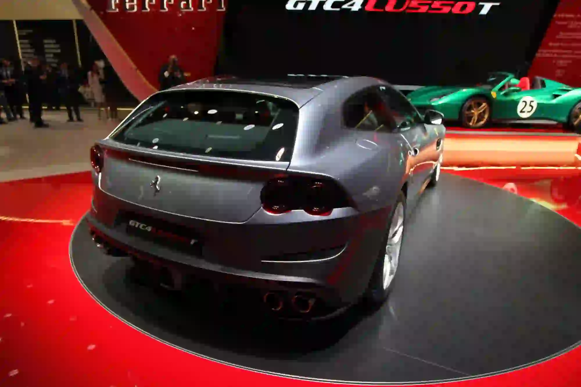 Ferrari GTC4 Lusso T - Salone di Parigi 2016 - 10
