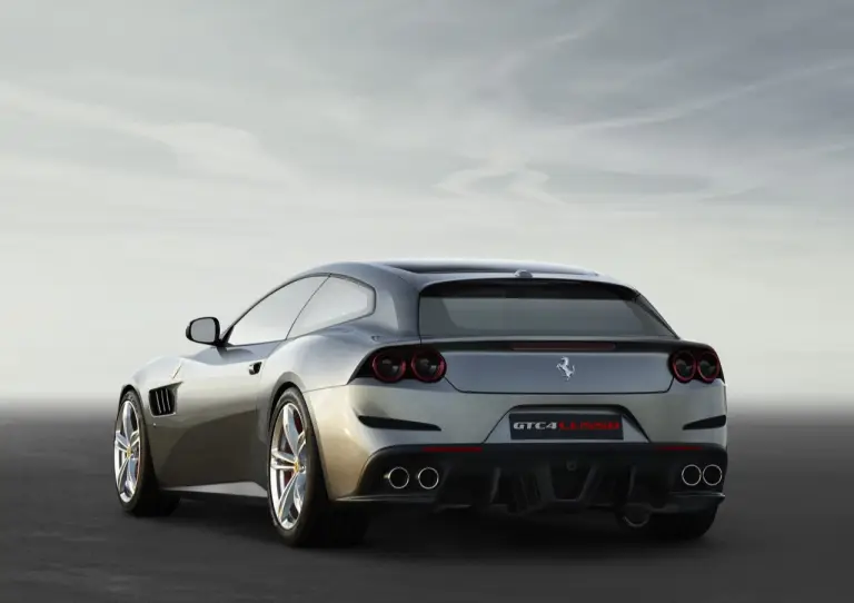 Ferrari GTC4Lusso e 250GT Berlinetta Competizione Tour de France - 2