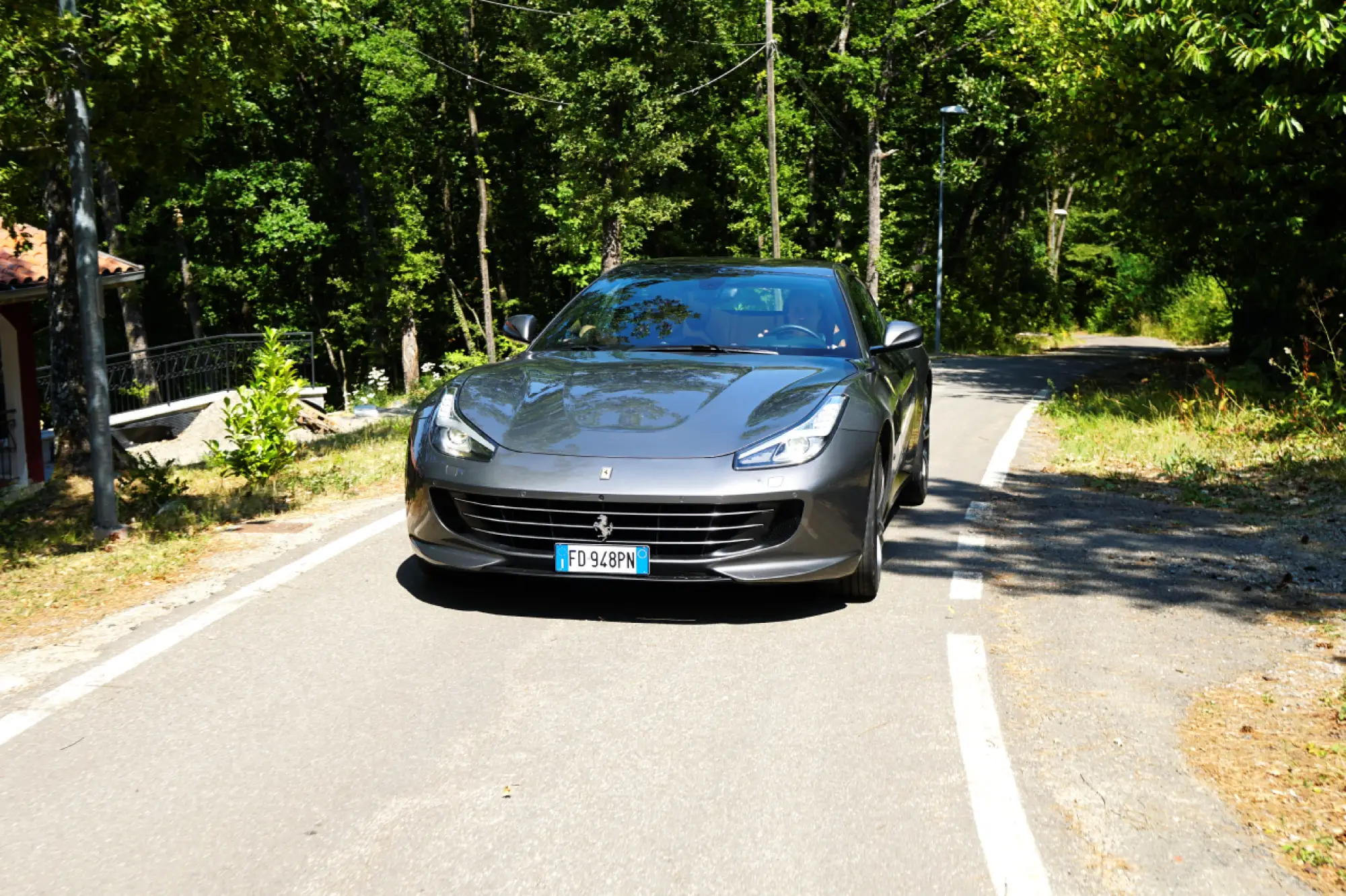 Ferrari GTC4Lusso - Prova su strada 2017 - 18