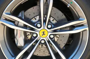 Ferrari GTC4Lusso - Prova su strada 2017