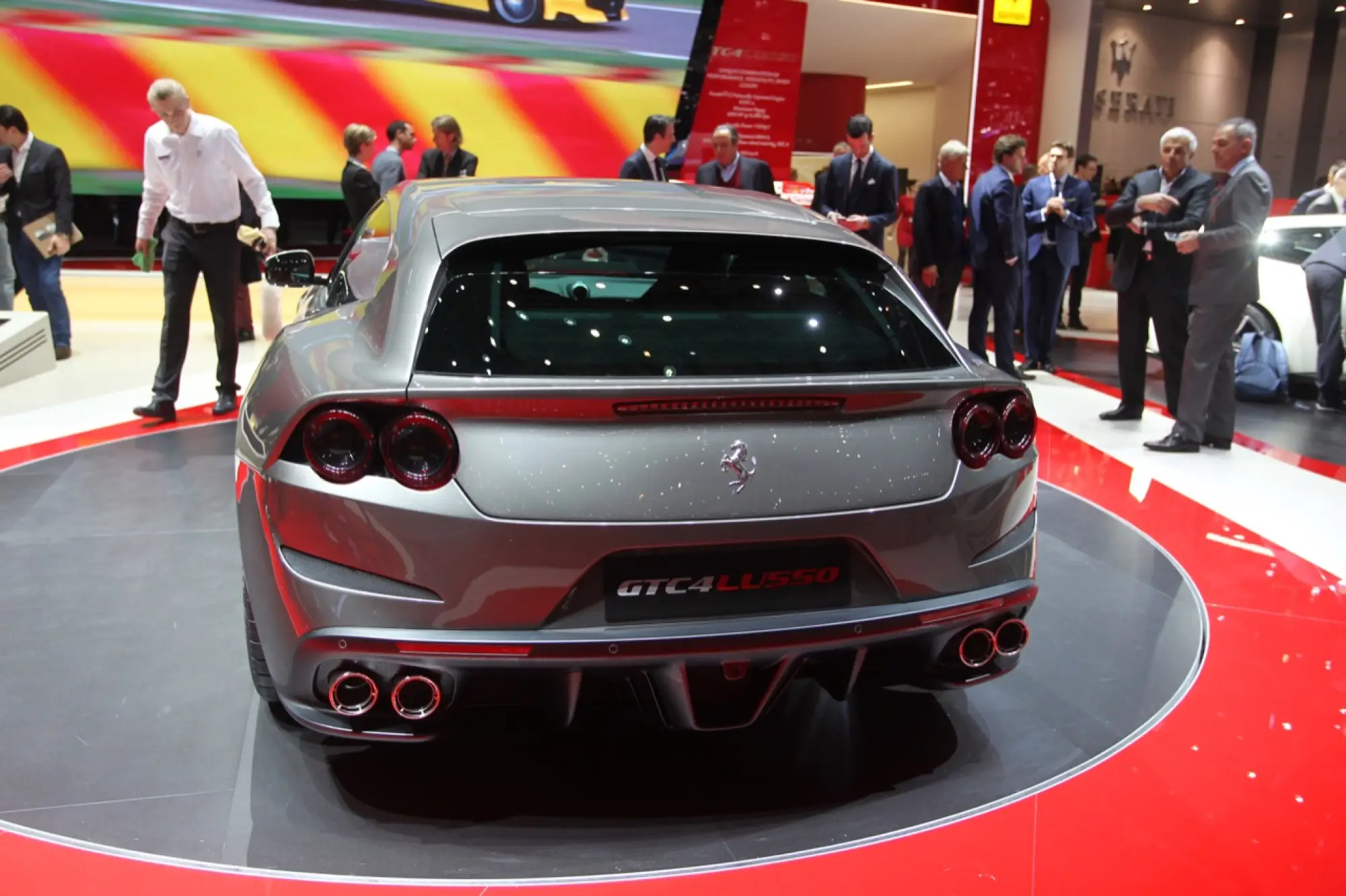 Ferrari GTC4Lusso - Salone di Ginevra 2016 - 8