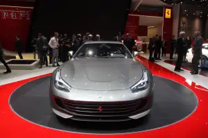 Ferrari GTC4Lusso - Salone di Ginevra 2016