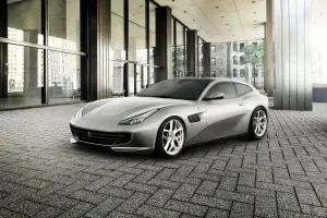 Ferrari GTC4Lusso T