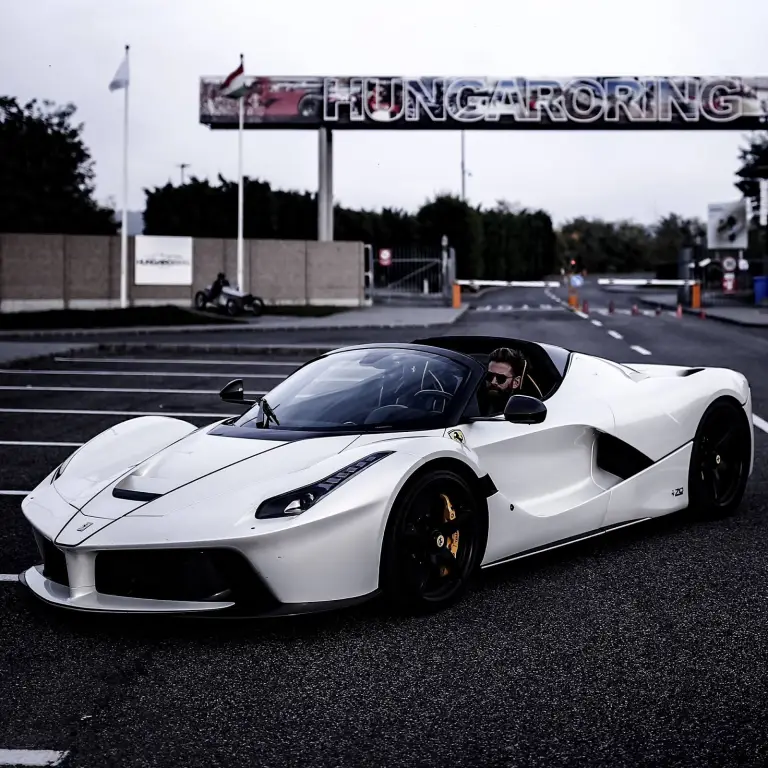 Ferrari LaFerrari Aperta - Josh Cartu - 11