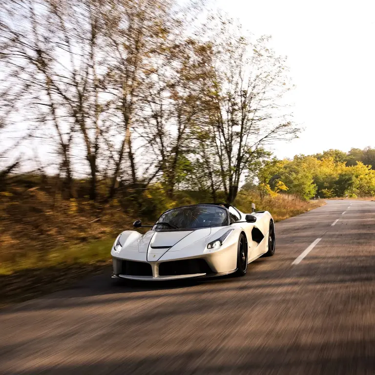 Ferrari LaFerrari Aperta - Josh Cartu - 20