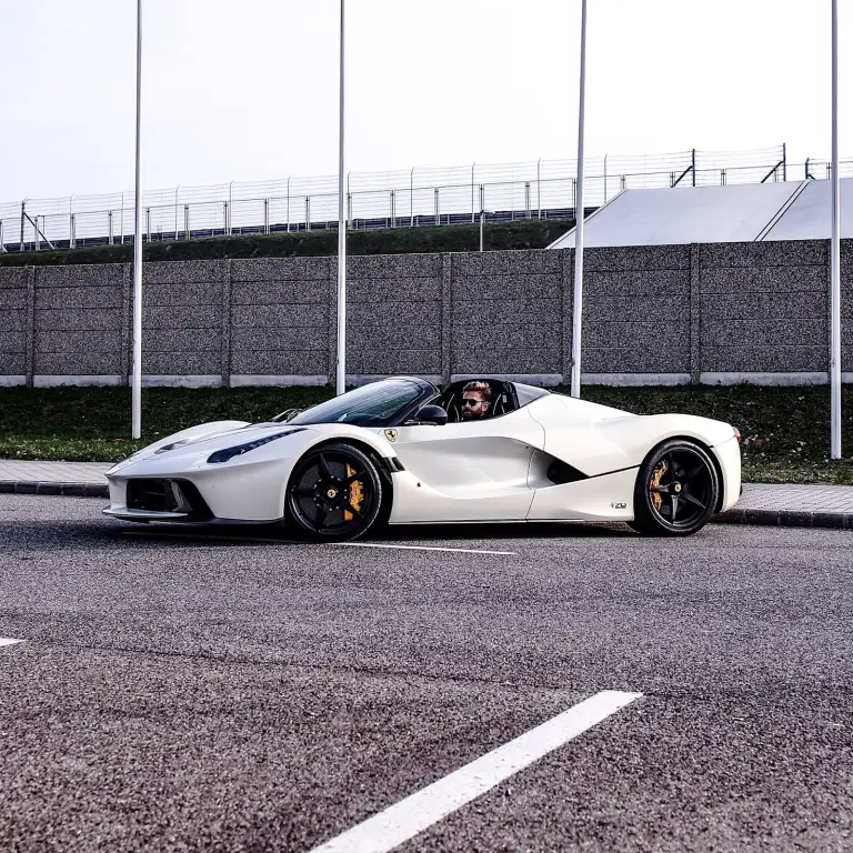 Ferrari LaFerrari Aperta - Josh Cartu - 21