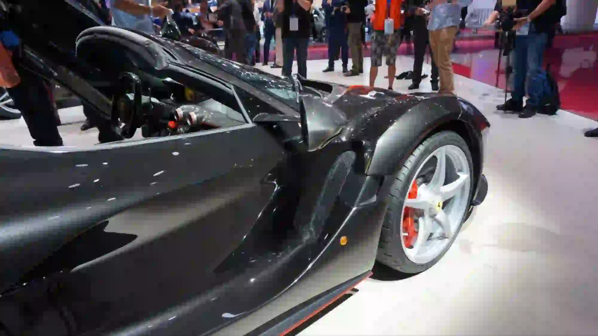 Ferrari LaFerrari Aperta - Salone di Parigi 2016 - 42