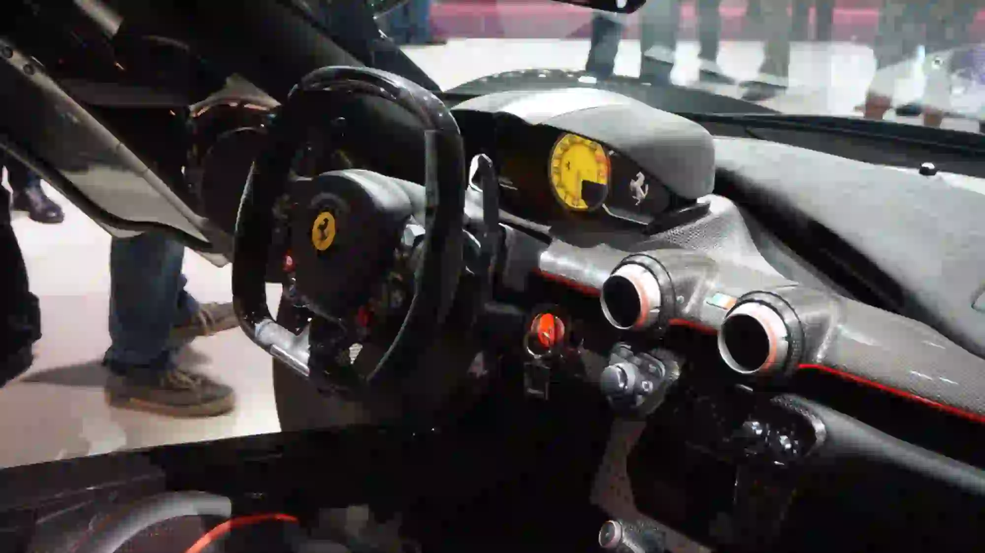 Ferrari LaFerrari Aperta - Salone di Parigi 2016 - 45