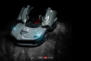 Ferrari LaFerrari con cerchi Vossen