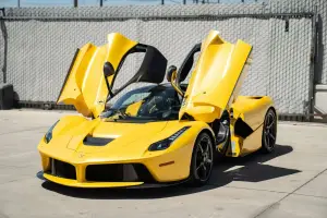 Ferrari LaFerrari Giallo Triplo Strato