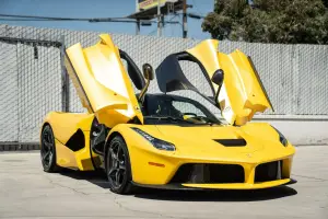 Ferrari LaFerrari Giallo Triplo Strato