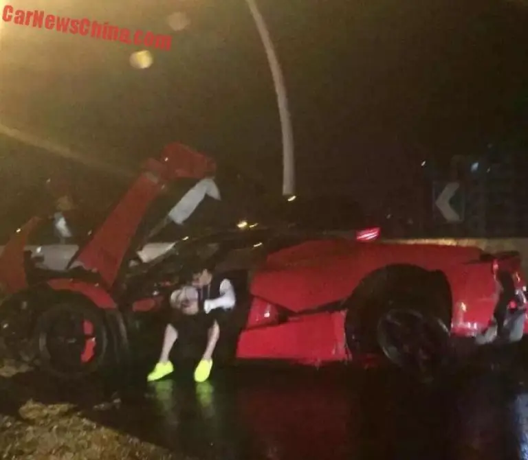 Ferrari LaFerrari- Incidente Shanghai - 4