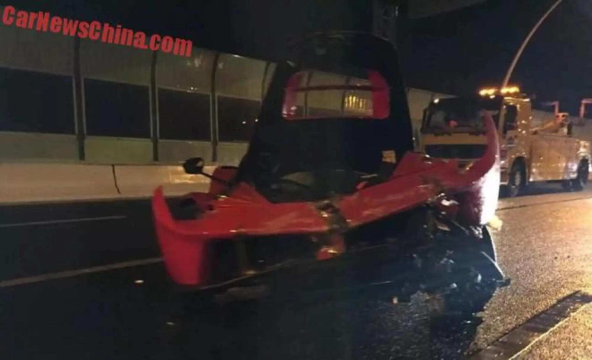 Ferrari LaFerrari- Incidente Shanghai - 8