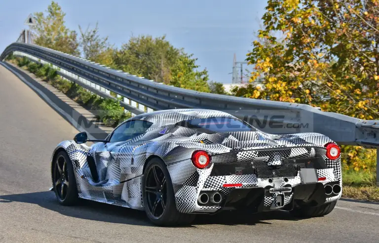 Ferrari LaFerrari - Prototipo 2020 - Foto spia 30-10-2020 - 4