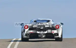 Ferrari LaFerrari - Prototipo 2020 - Foto spia 30-10-2020