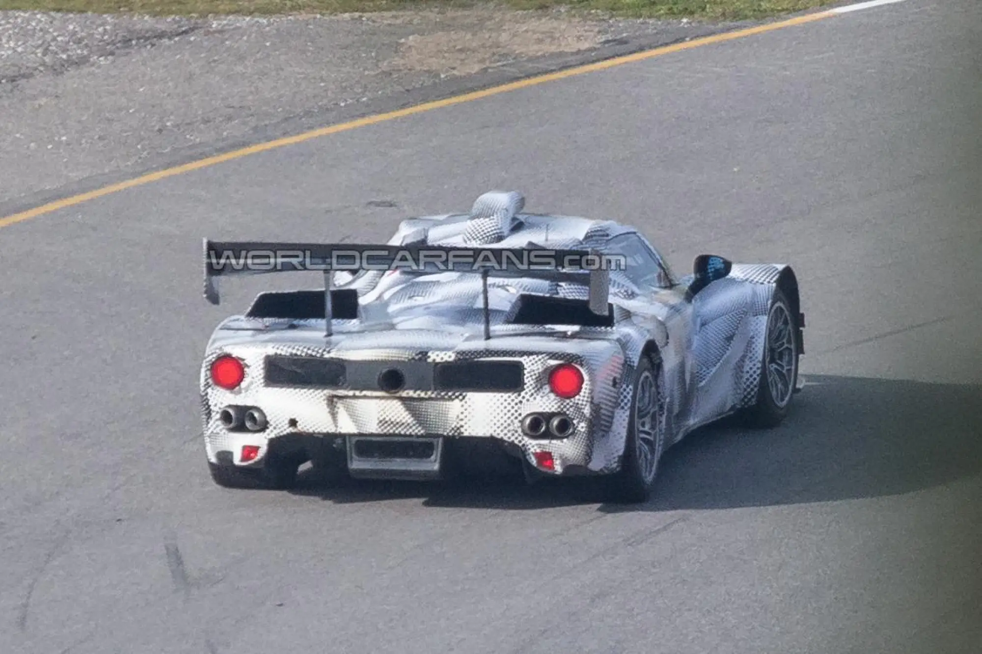 Ferrari LMP1 - Foto spia 10-01-2014 - 2