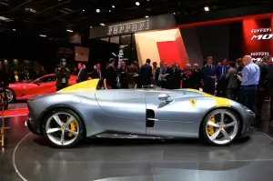 Ferrari Monza SP1 e SP2 - Salone di Parigi 2018