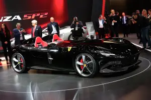 Ferrari Monza SP1 e SP2 - Salone di Parigi 2018