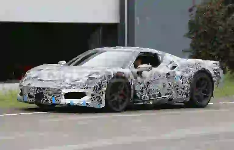 Ferrari - Progetto F171 - Foto spia 09-06-2021 - 6