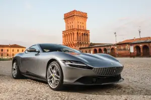 Ferrari Roma 2020 - prova su strada e primo contatto - 1