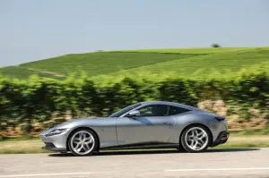 Ferrari Roma 2020 - prova su strada e primo contatto