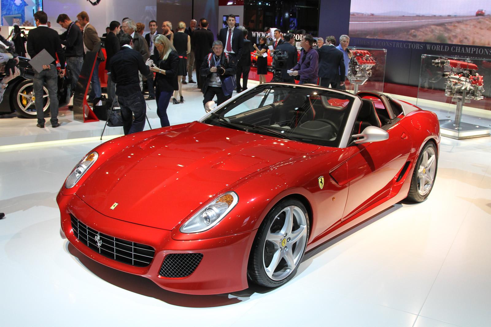 Ferrari SA Aperta al Salone di Parigi