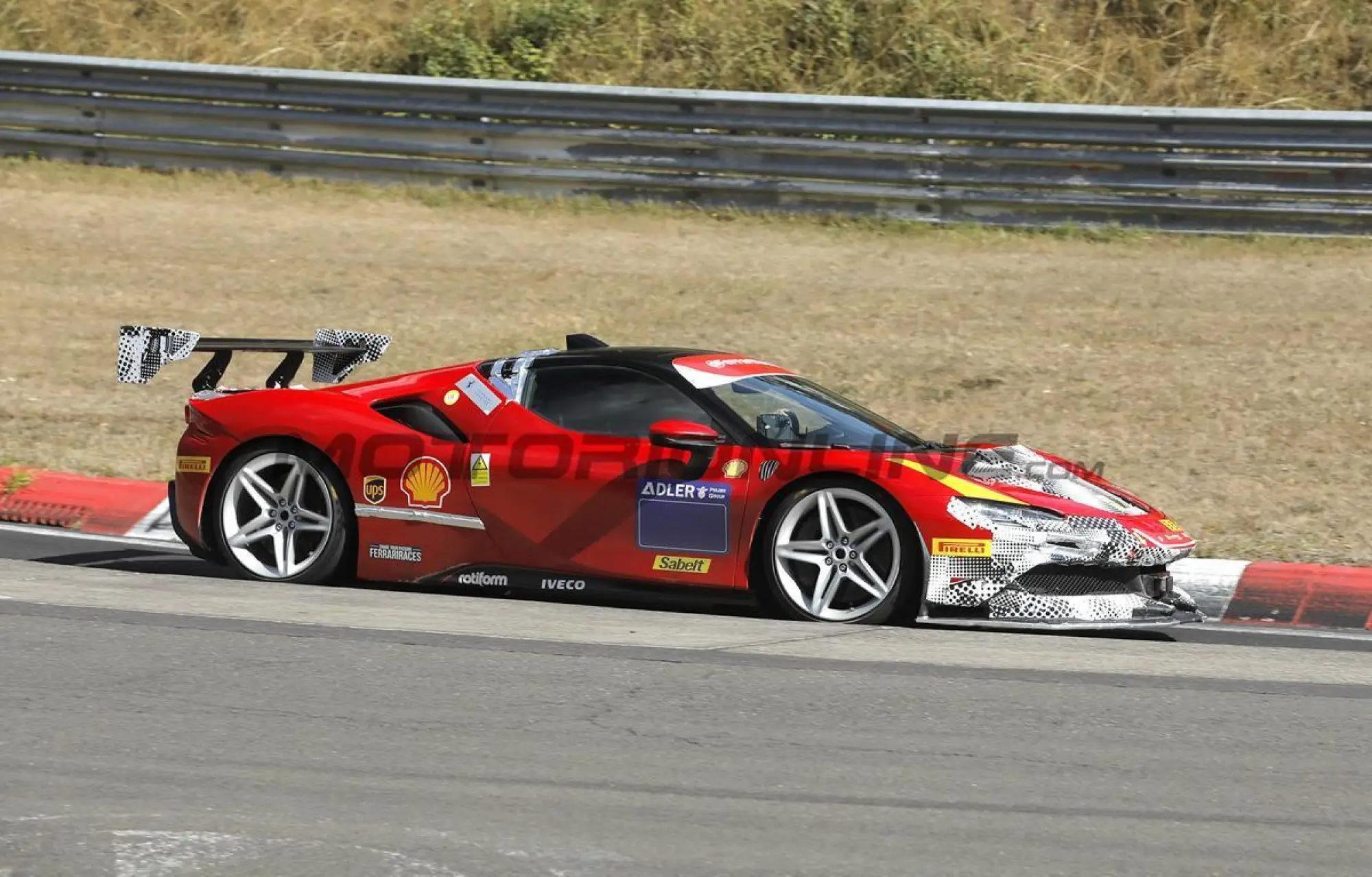 Ferrari SF90 Challenge - Foto spia 07-09-2022 - 9
