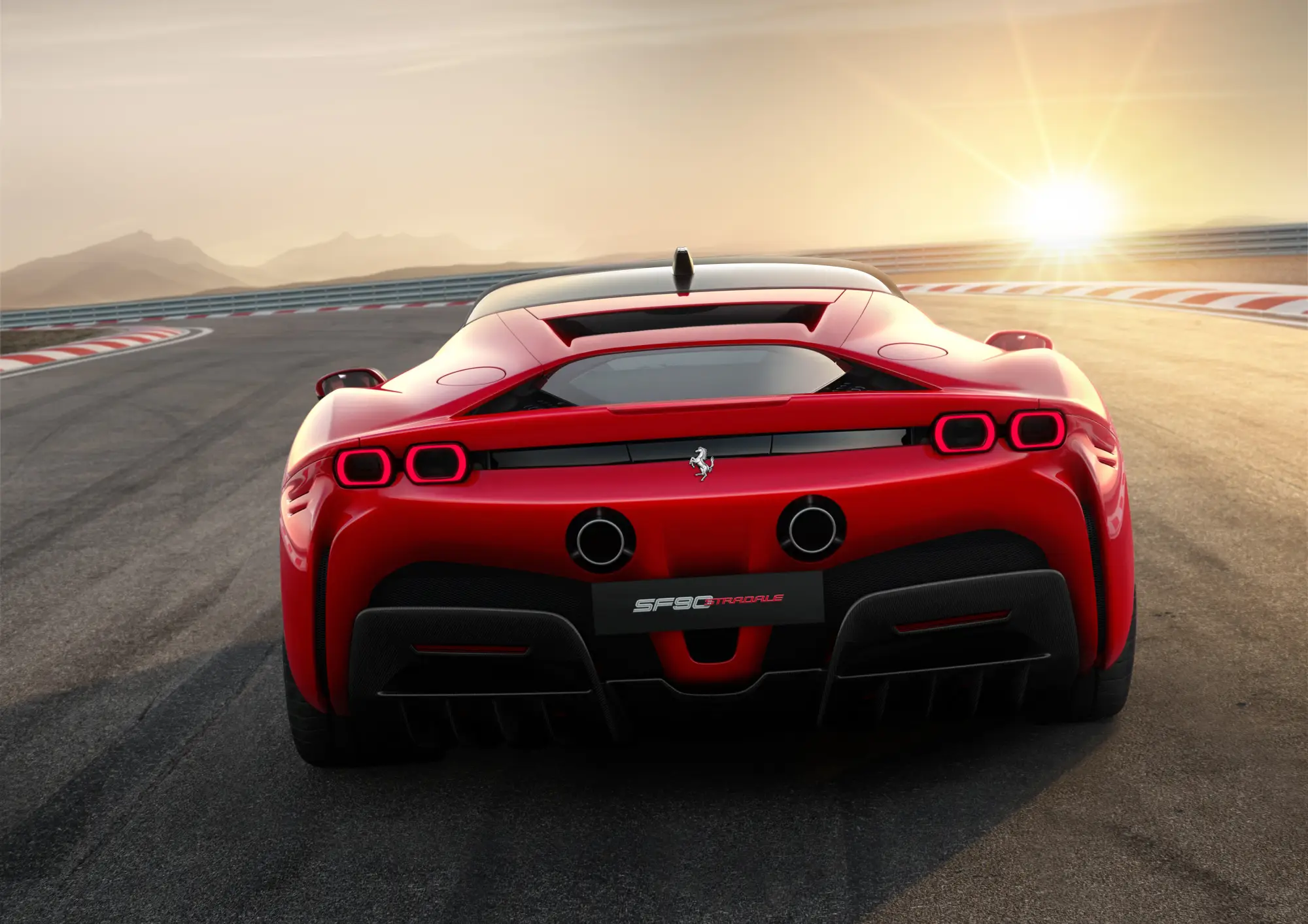 Ferrari SF90 Stradale - Foto Ufficiali - 4