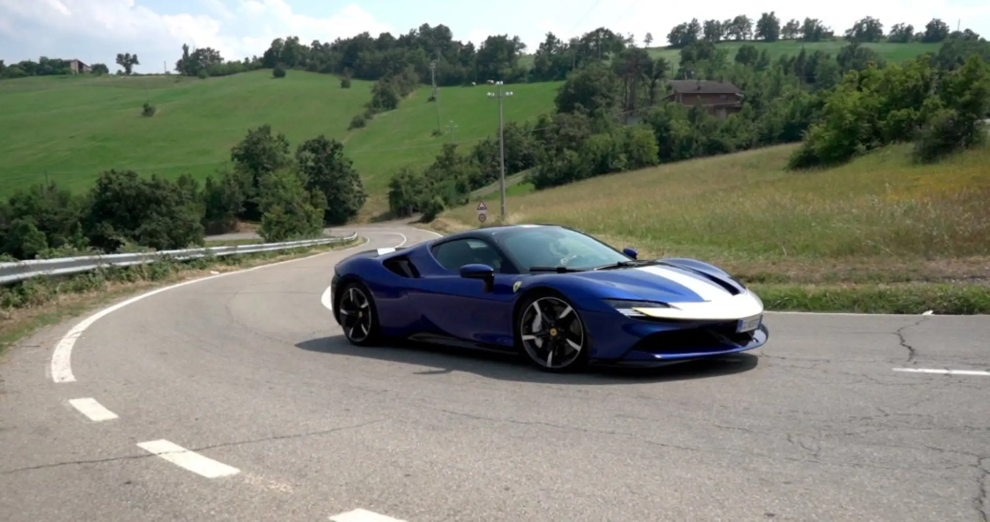 Ferrari SF90 Stradale Spider 2022 - 15