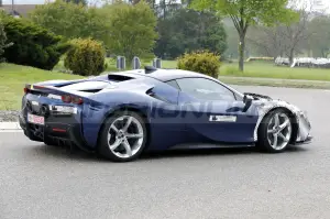 Ferrari SF90 Versione Speciale - Foto Spia 10-05-2022