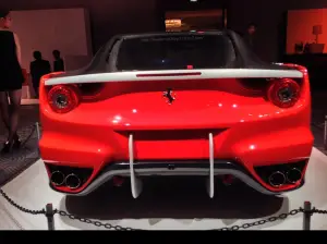 Ferrari SP FFX - 16