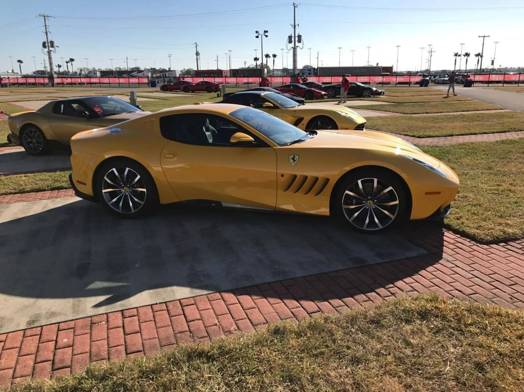 Ferrari SP275 RW Competizione - 3