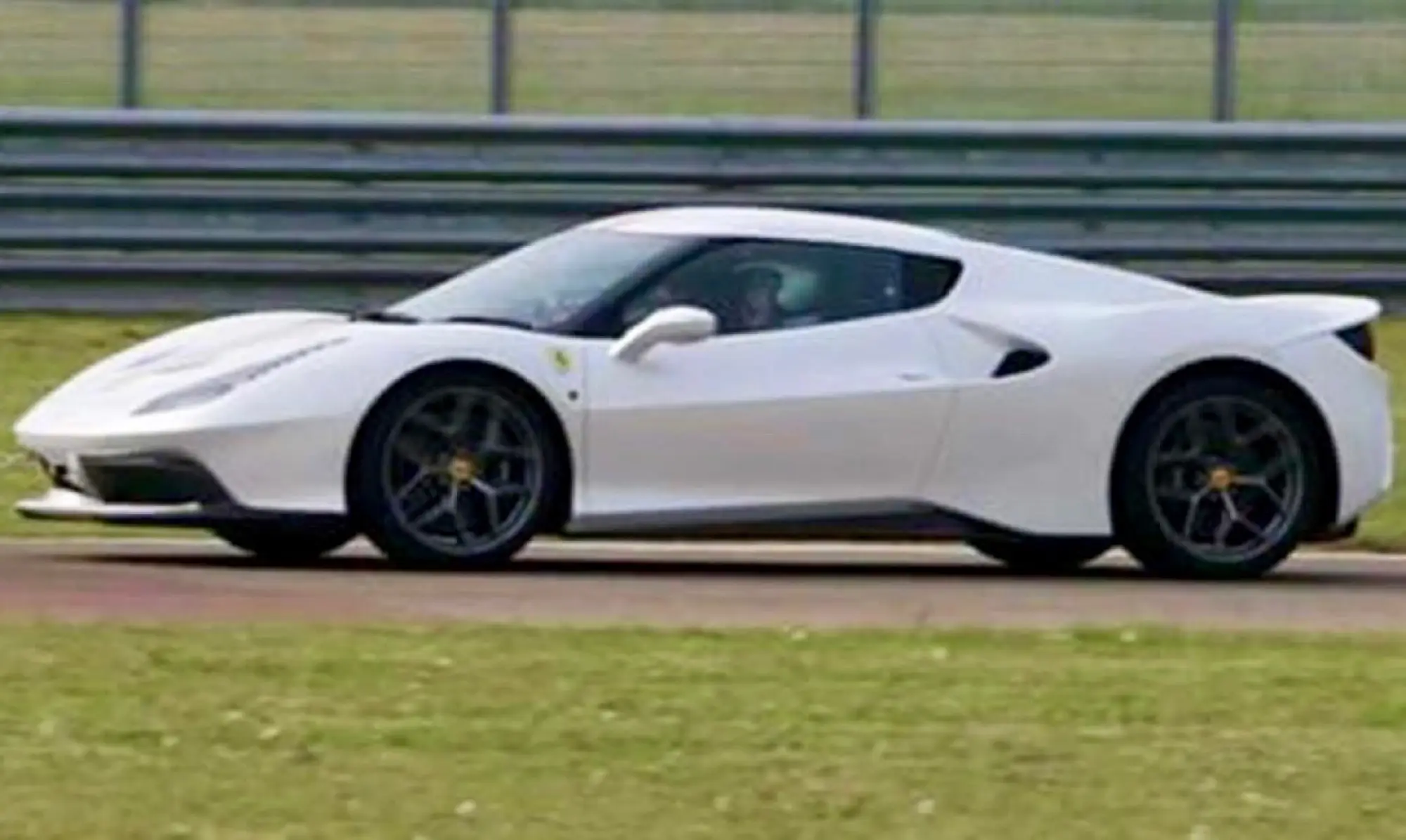 Ferrari - un particolare esemplare di 488 - 4