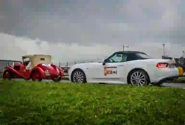 Fiat 124 Spider alla partenza della Mille Miglia 2016 - 2