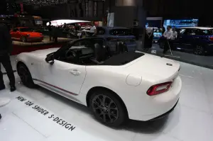 Fiat 124 Spider S-Design (foto live) - Salone di Ginevra 2018