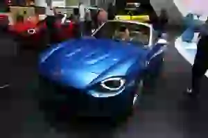 Fiat 124 Spider Europa Foto Live - Salone di Ginevra 2017 - 2