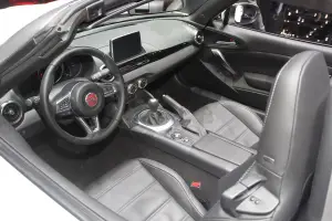 FIAT 124 Spider (foto live) - Salone di Ginevra 2016