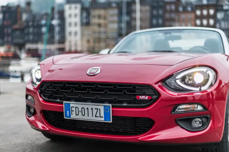 Fiat 124 Spider in Francia - 39