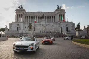 Fiat 124 Spider Legend Tour 2016 - 1