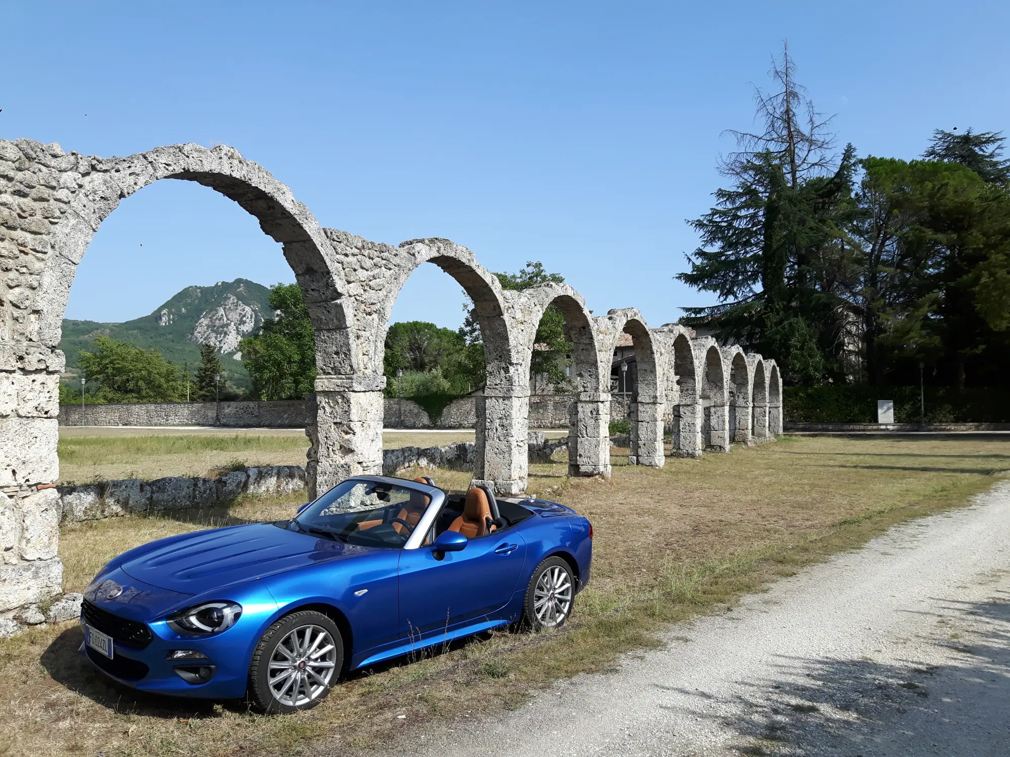 Fiat 124 Spider Molise - 24